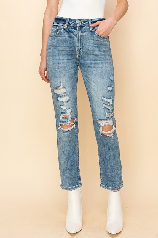 HIGH RISE STRETCH DISTRESSED MOM JEANS