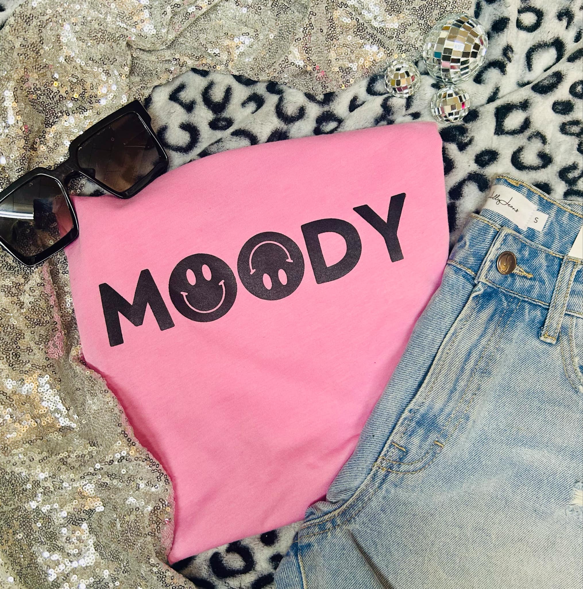 *DTF 6.50* Moody Bubble Gum Pink Tee