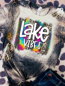 Lake Vibes Bleached Bella